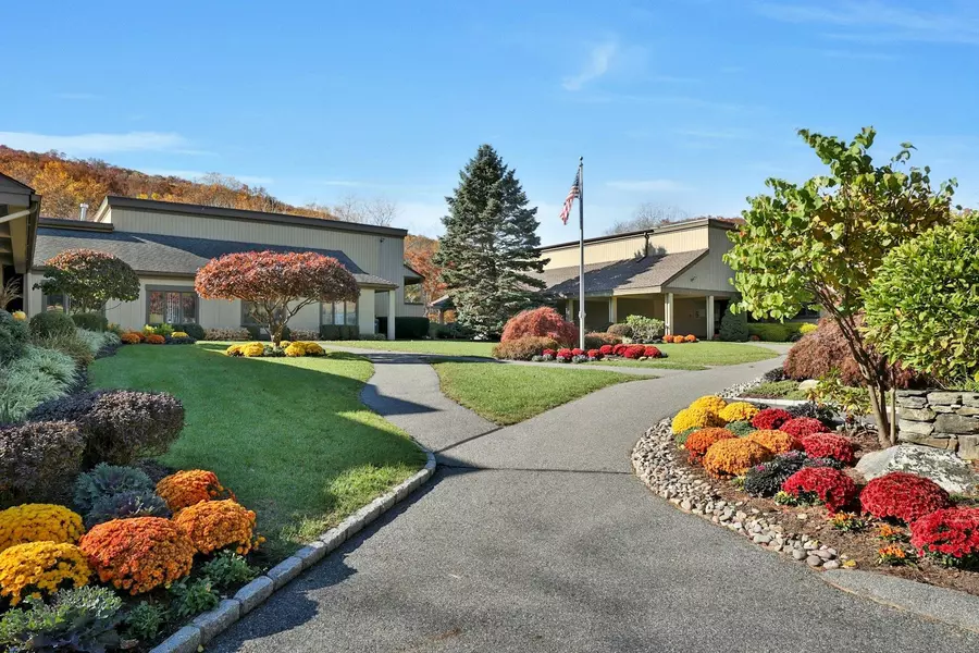 48 Heritage HLS #B, Somers, NY 10589