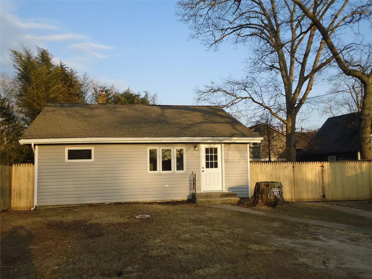 Mastic Beach, NY 11951,191 Laurelton DR