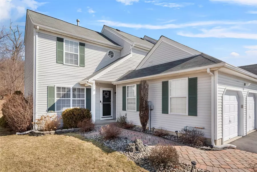 9 Plum CT, Highland Mills, NY 10930