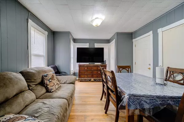 Middletown, NY 10940,24 Crescent PL