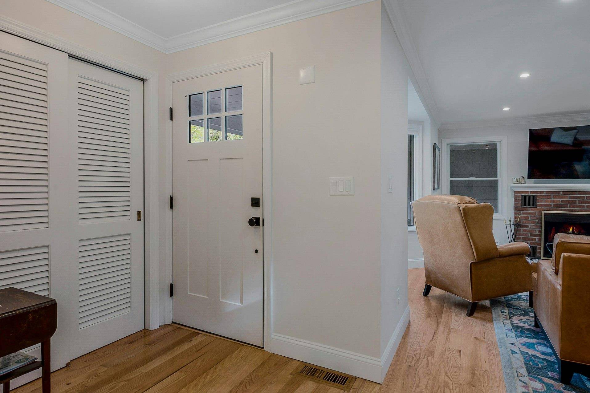 Setauket, NY 11733,22 Braemer RD