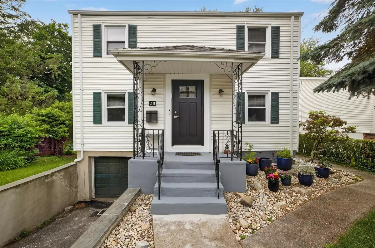 Dobbs Ferry, NY 10522,38 Lefurgy AVE