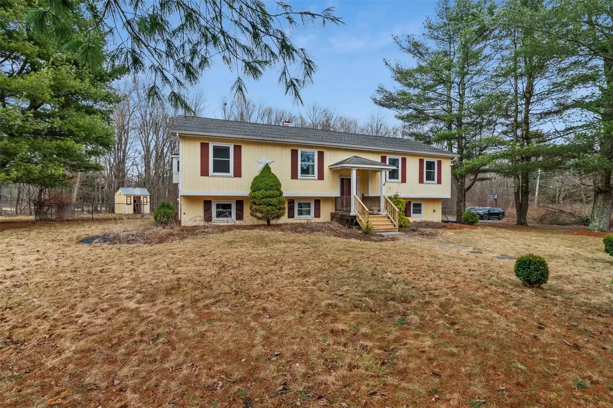 Middletown, NY 10940,4 Thistle LN