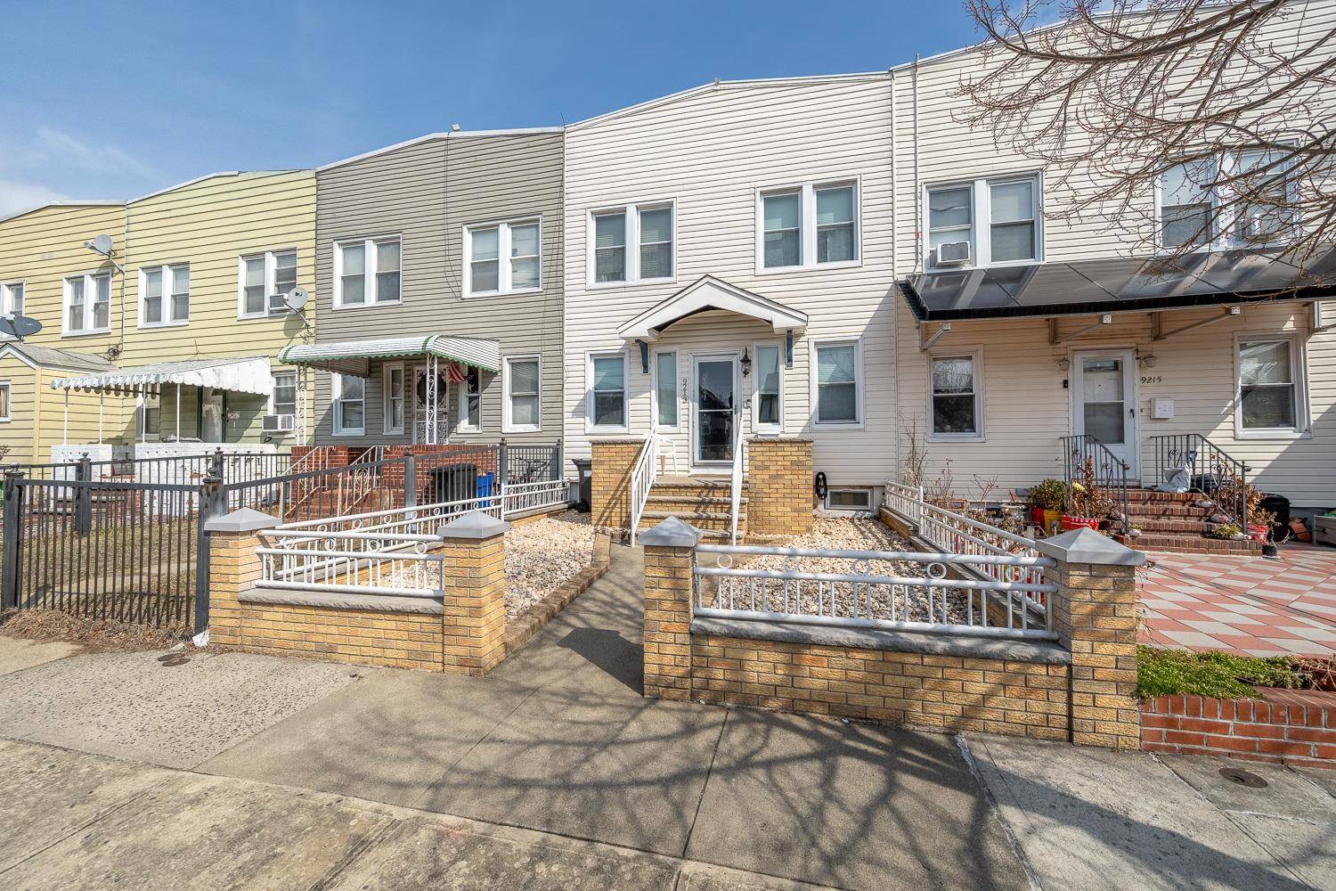 Queens Village, NY 11428,9213 215th PL