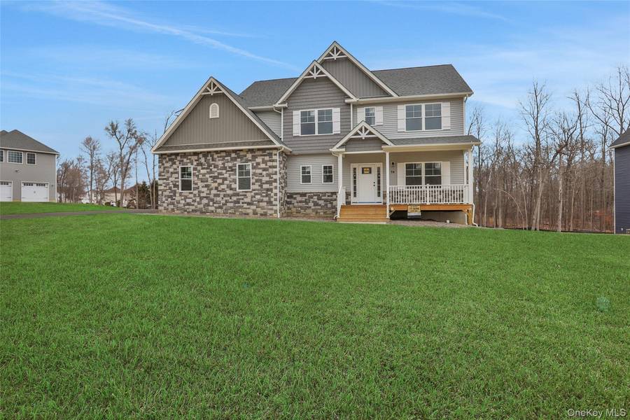 56 Frank ST, New Windsor, NY 12553