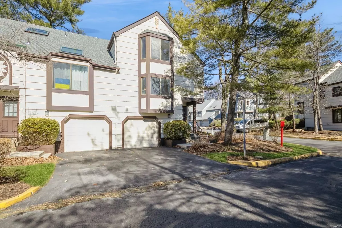 Nanuet, NY 10954,255 Treetop CIR
