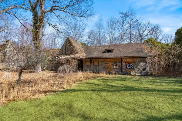 Brookville, NY 11545,2340 A Cedar Swamp RD