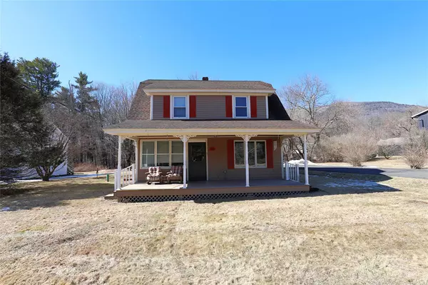 353 W Saugerties RD, Saugerties, NY 12477