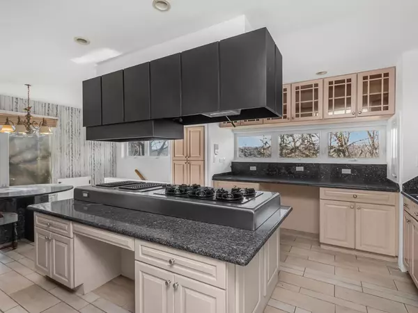 Bronx, NY 10471,11 Sigma PL