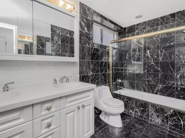 Bronx, NY 10471,11 Sigma PL