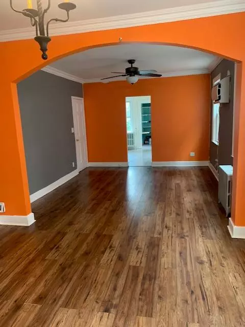 Whitestone, NY 11357,19-05 147 ST