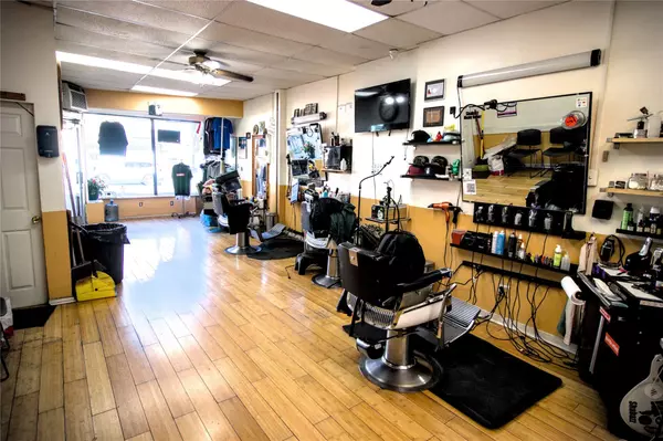 Jamaica, NY 11435,10634 Sutphin BLVD