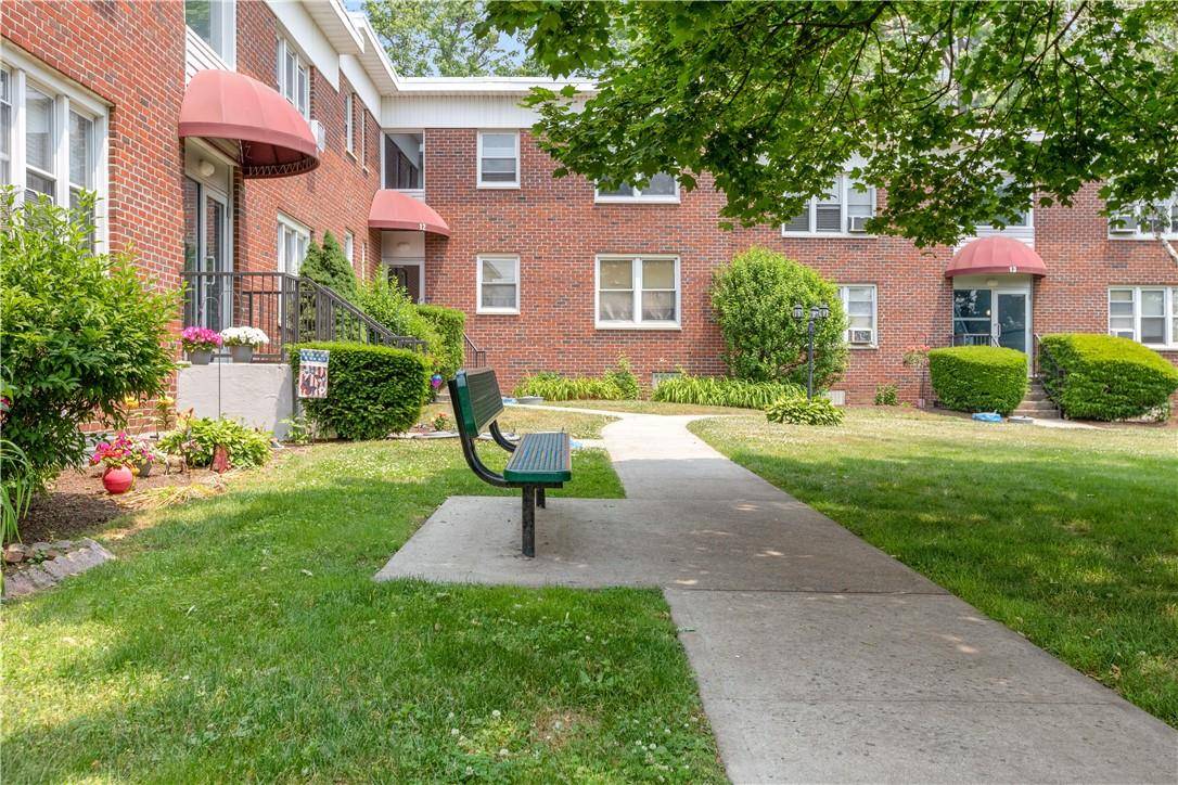 11 Stokes RD #2A,  Yonkers,  NY 10710
