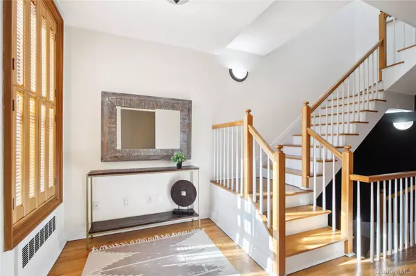 New York (manhattan), NY 10030,45 Bradhurst AVE
