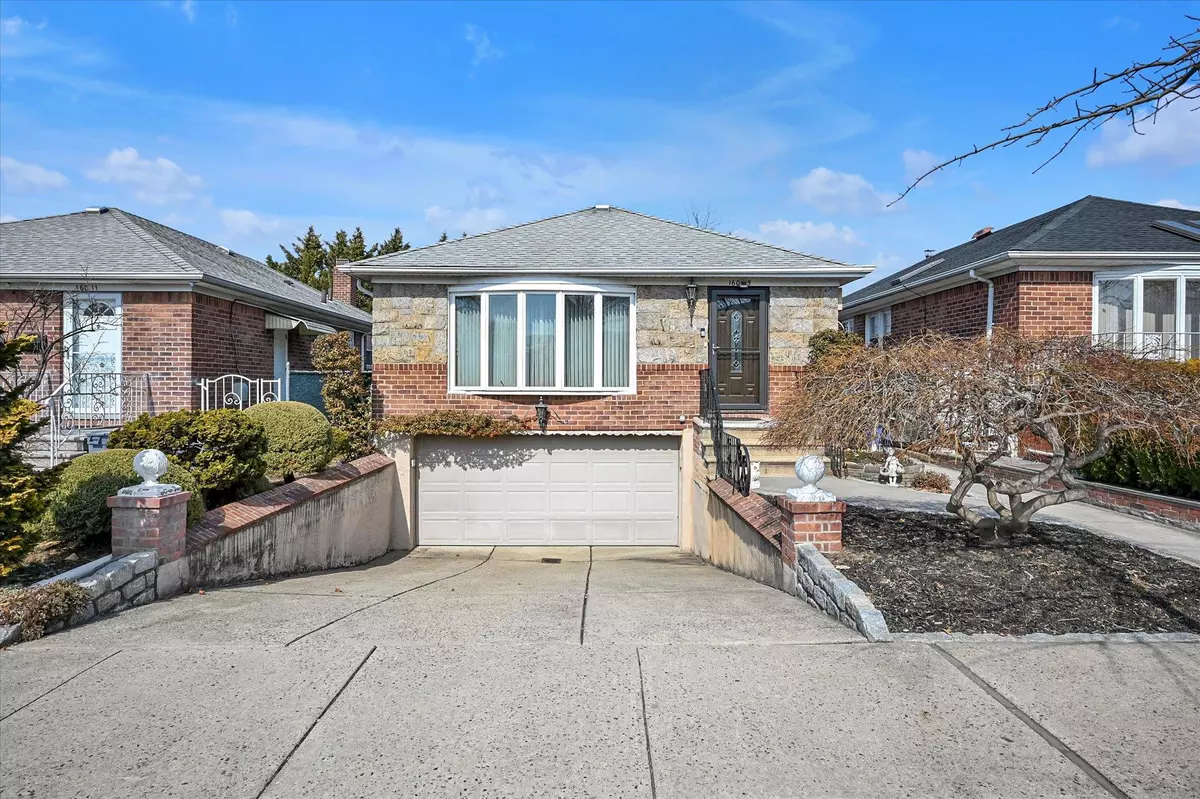 Whitestone, NY 11357,160-15 25th AVE