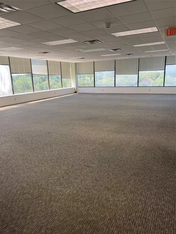 Call Listing Agent, GA 31701,235 NW Roosevelt avenue