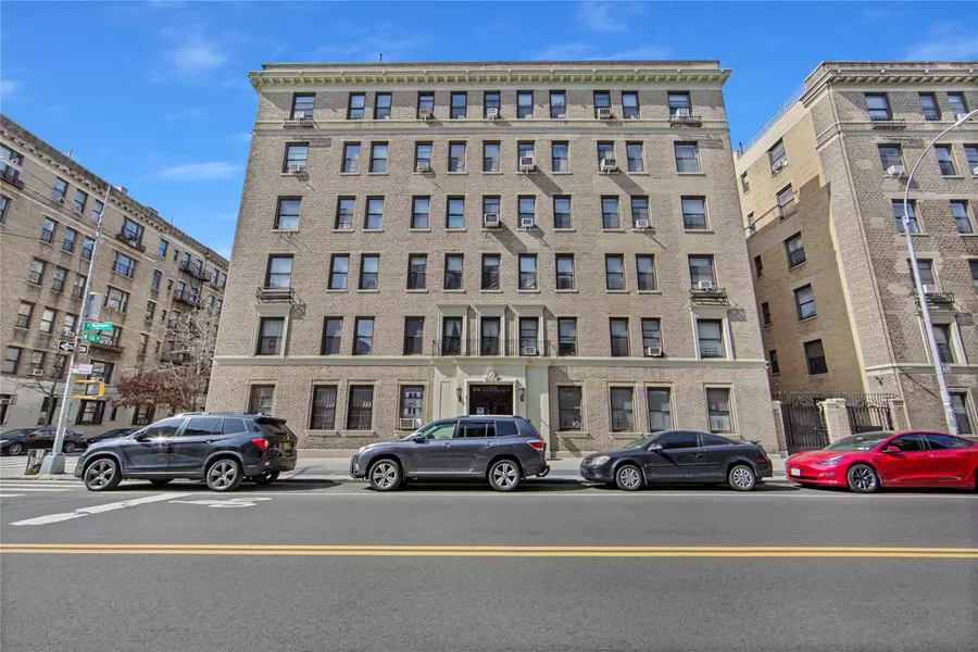 359 Ft. Washington AVE #1 B, New York (manhattan), NY 10033