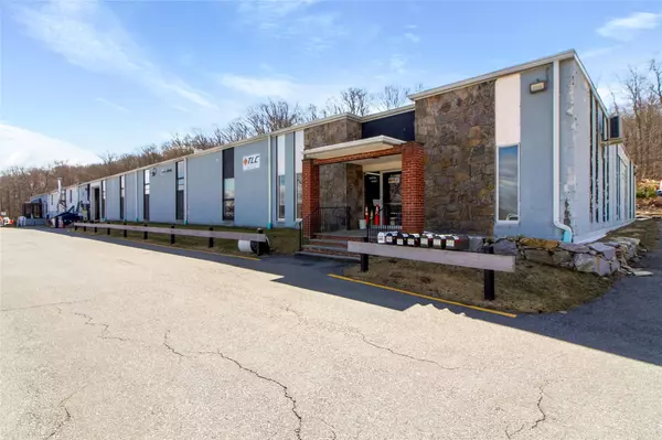 Carmel, NY 10512,1214 Route 52
