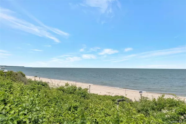 Baiting Hollow, NY 11901,48 Crows Nest DR