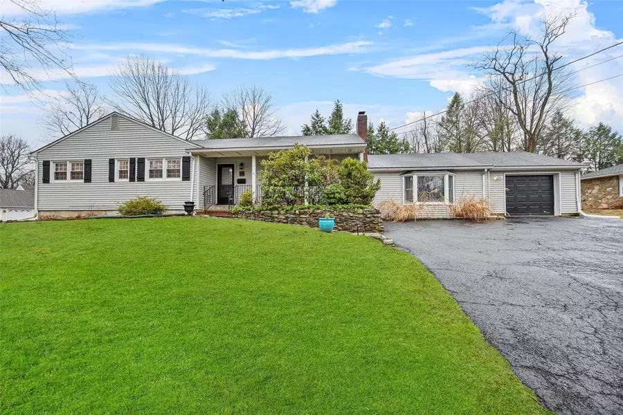 36 Meadow AVE, Cornwall On Hudson, NY 12520