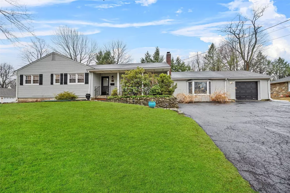 Cornwall On Hudson, NY 12520,36 Meadow AVE