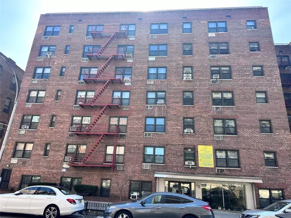 143-40 Roosevelt AVE #4FL, Flushing, NY 11354