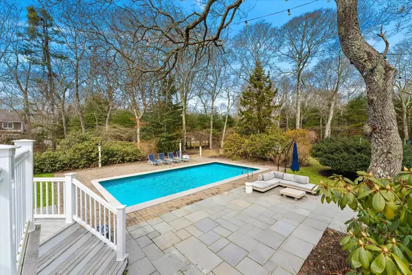 Quogue, NY 11959,44 Midhampton AVE