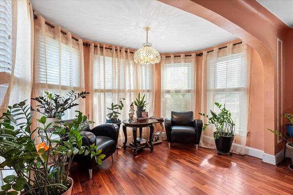 Addisleigh Park, NY 11434,114-56 176 ST