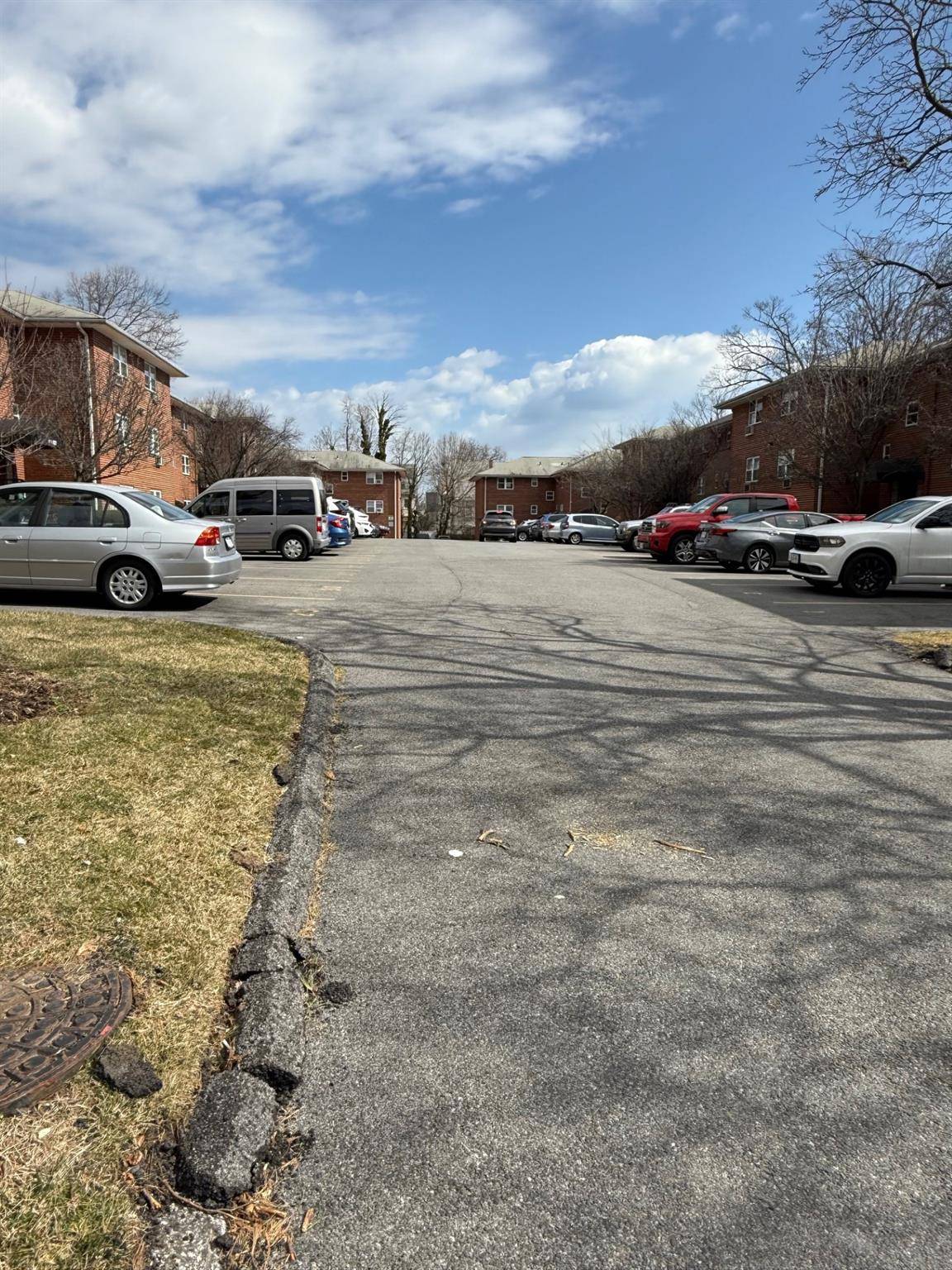 156 Centre AVE #2D, New Rochelle, NY 10805