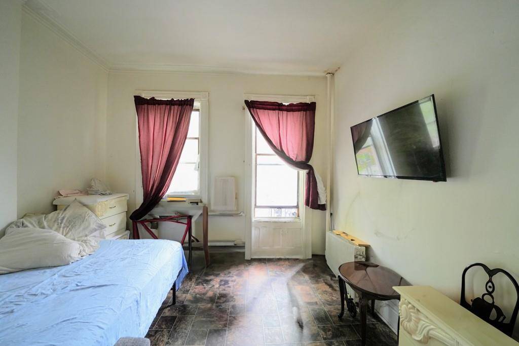 Brooklyn, NY 11237,1440 Dekalb AVE