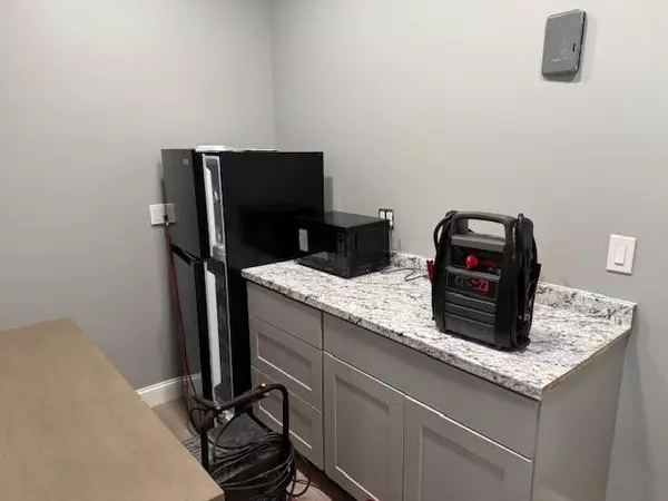 New Windsor, NY 12553,7 Ruscitti RD