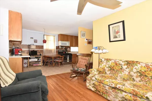 Astoria, NY 11105,21-16 35 ST #1B