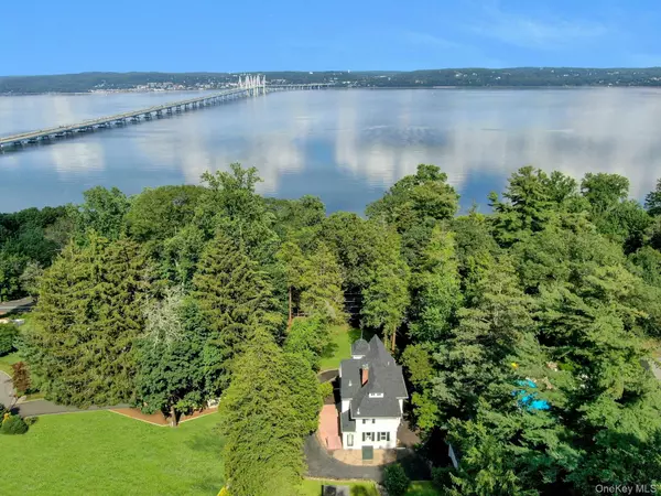 Nyack, NY 10960,1002 Route 9W