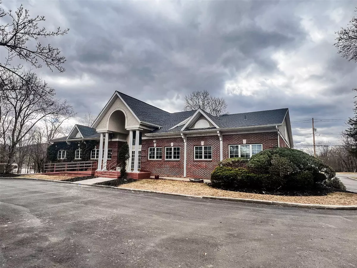 Cornwall, NY 12518,164 Willow AVE