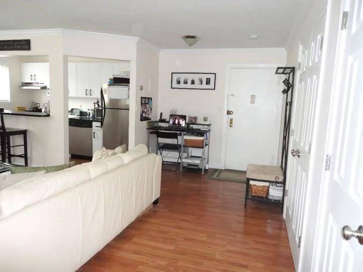 North Babylon, NY 11703,742 Deer Park AVE #8A