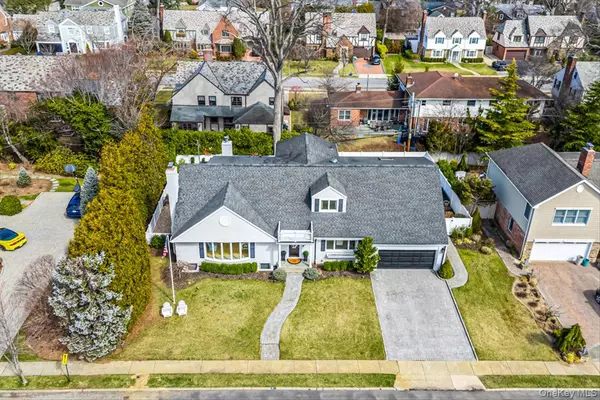 Rockville Centre, NY 11570,111 Berkshire RD