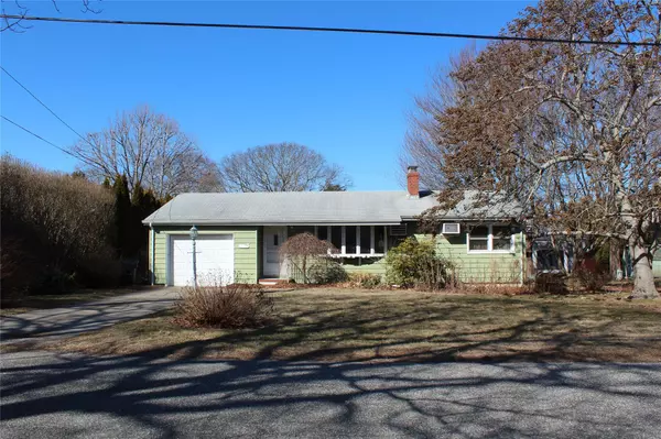 7 Windermere DR,  Sag Harbor,  NY 11963