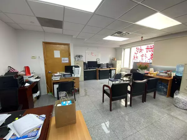 Flushing, NY 11355,136-31 41TH