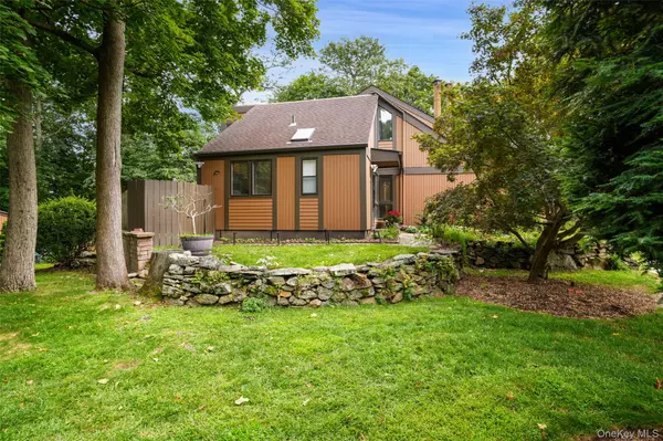 Dobbs Ferry, NY 10522,110 Round Hill RD