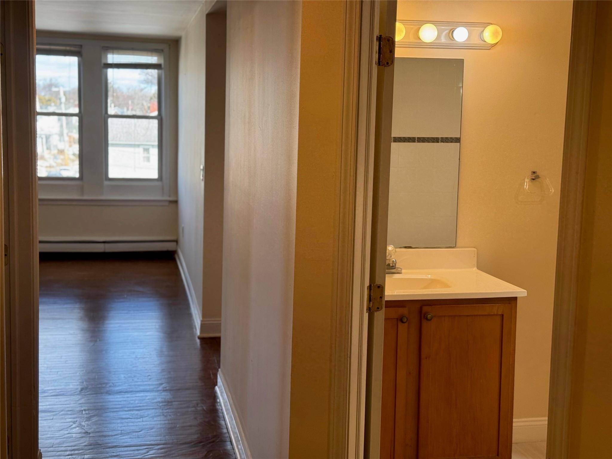 Beacon, NY 12508,167 Main ST #3