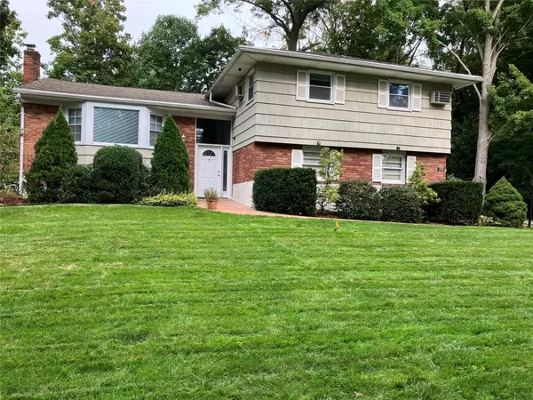 258 W Neck RD, Huntington, NY 11743
