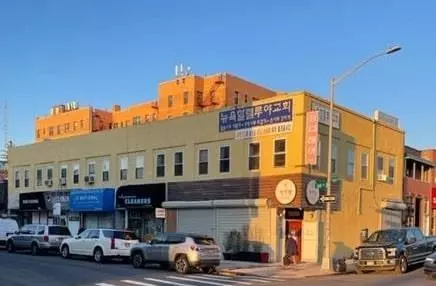 Flushing, NY 11358,36-15 164 ST