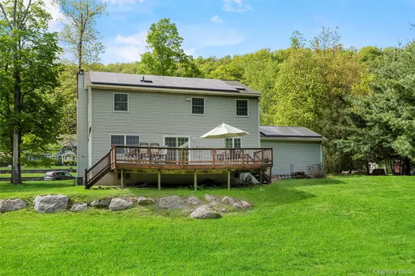 Highland Mills, NY 10930,33 Sutherland DR