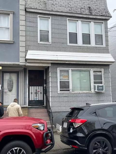 Maspeth, NY 11378,6068 60th LN
