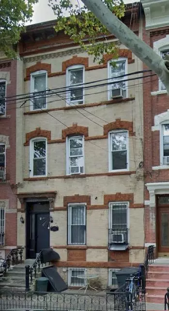 Ridgewood, NY 11385,1665 Grove ST