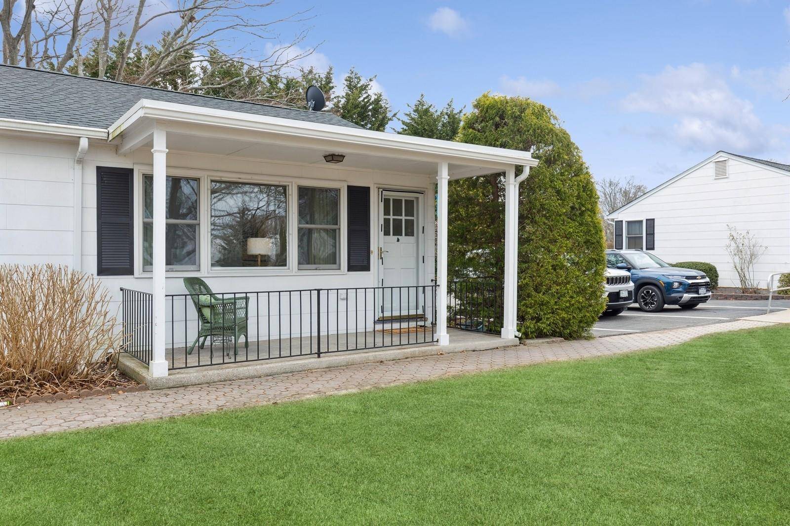 55075 Main RD #1, Southold, NY 11971