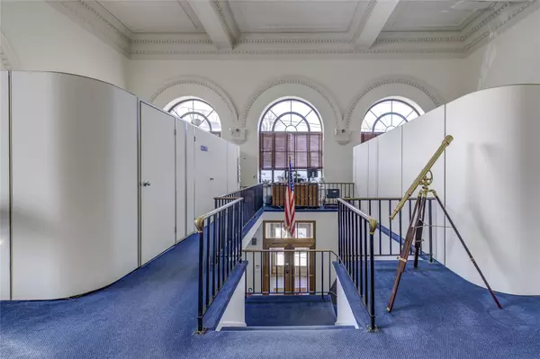 Port Washington, NY 11050,145 Main ST