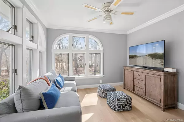 East Hampton, NY 11937,14 Towhee TRL