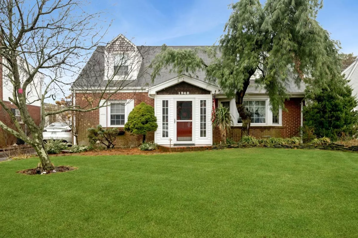 North Merrick, NY 11566,1940 Croydon DR