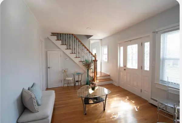 North Baldwin, NY 11510,875 Pilgrim ave North Baldwin